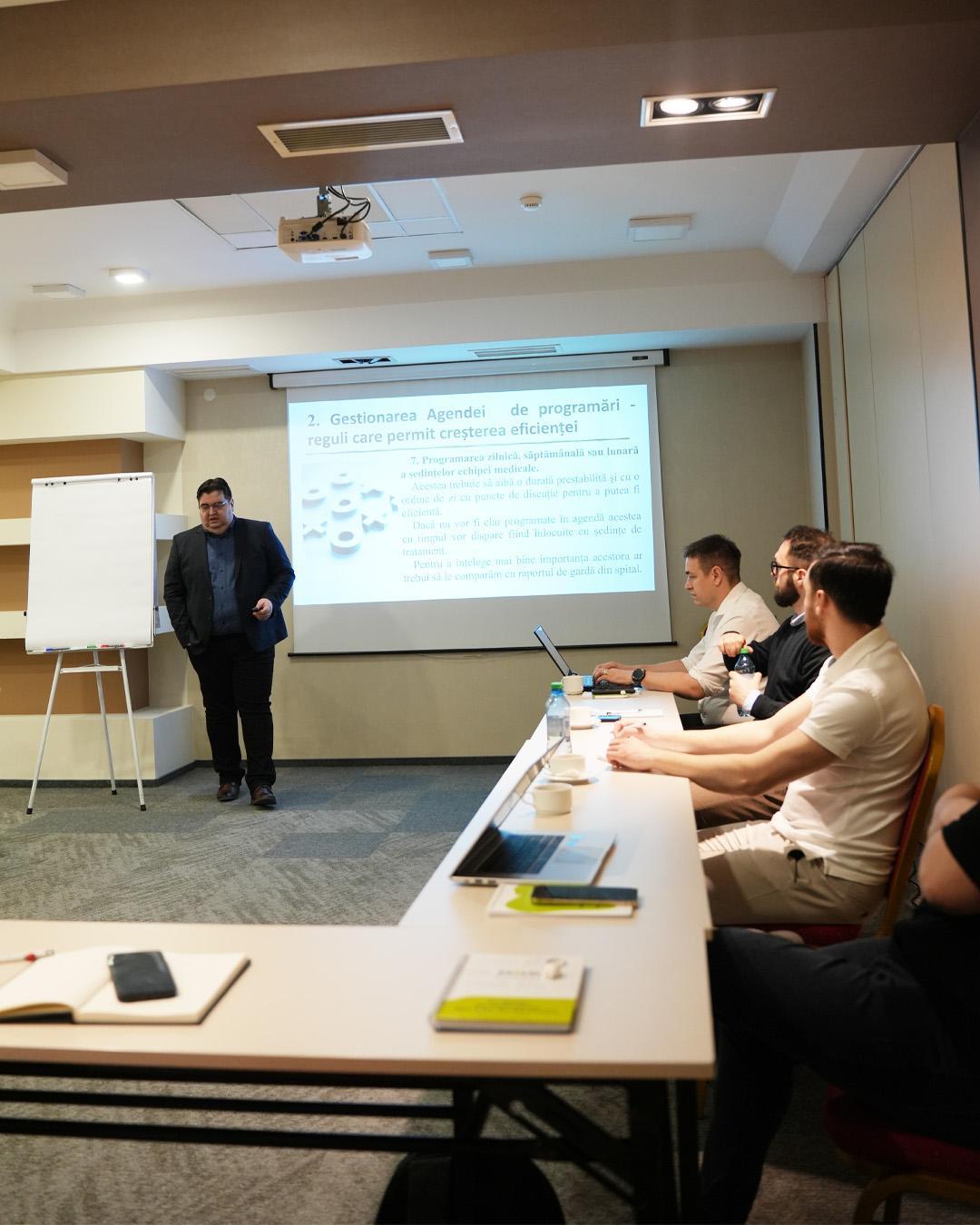 UPGRADE: Performanță și Eficiență în Managementul Dentar